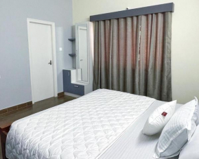 THE FAMILY VILLA - 4BHK WITH LAKEVIEW